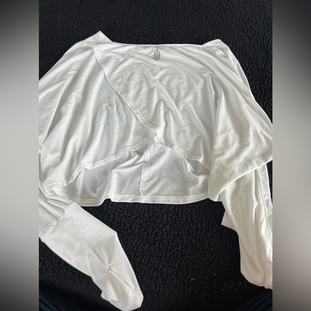 Free People Movement Tempo resolution. Never worn. Size M